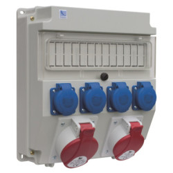 PawBol B.18.320-3-S plastikinė plok&scaron;tė 13 mod +ki&scaron;tukiniai lizdai (4x16A/250V 1x32A/5P 1x16A/5P) PAWBRBOX320R