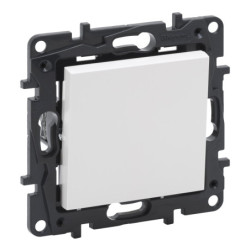 Baltas jungiklis Niloe Step Legrand 863101 LNILOE1KLB